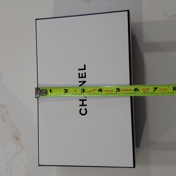 Chanel perfume box - Picture 3 of 5